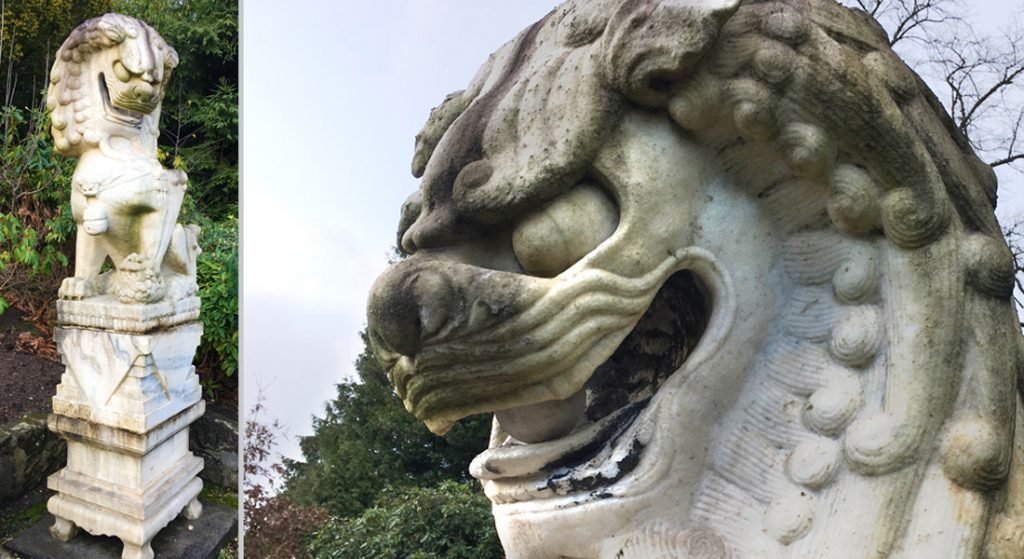 The marble Peking lions at Dollar Park