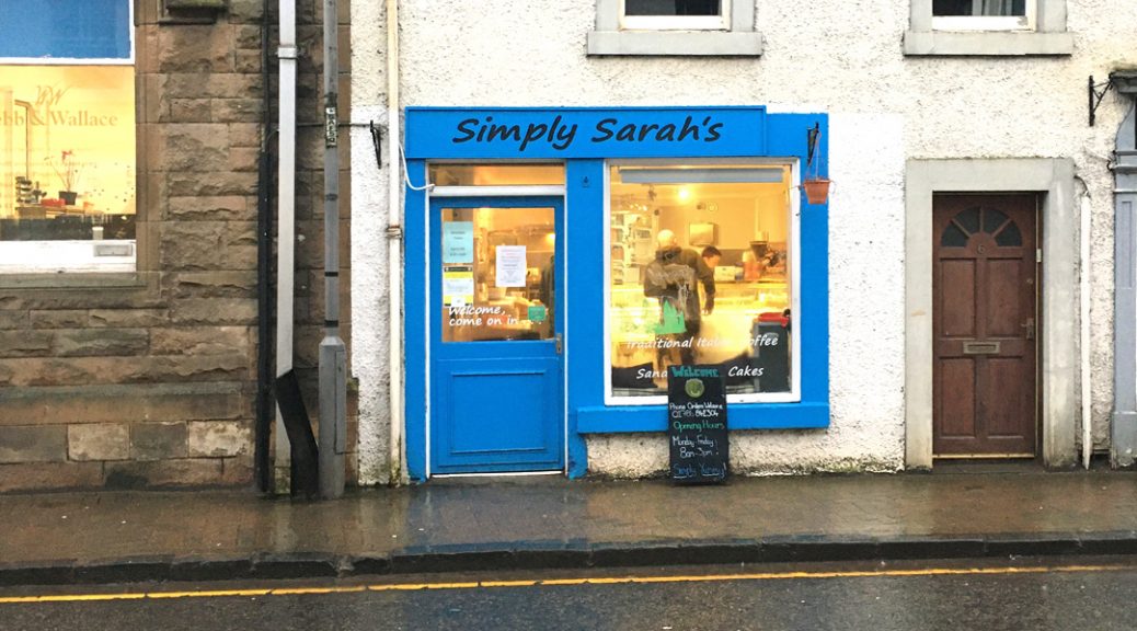 External view of Simply Sarah's in Doune