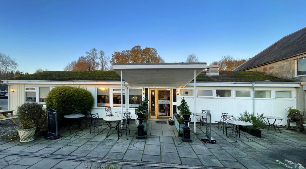 External view of Cafe Circa in Doune