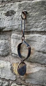 A shackle in Abernethy