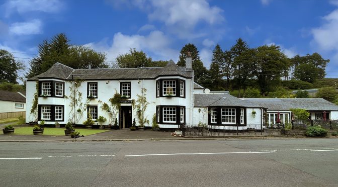 External view of Tormaukin Inn
